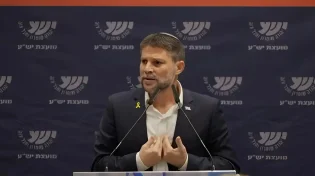 סמוטריץ׳ תוקף: "כל מי שירים את הראש יחטוף"