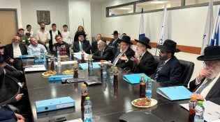 הראשל"צ הרב דוד יוסף שליט"א בישיבת מועצת הנשיאות: "אין מצווה גדולה מפדיון שבויים"