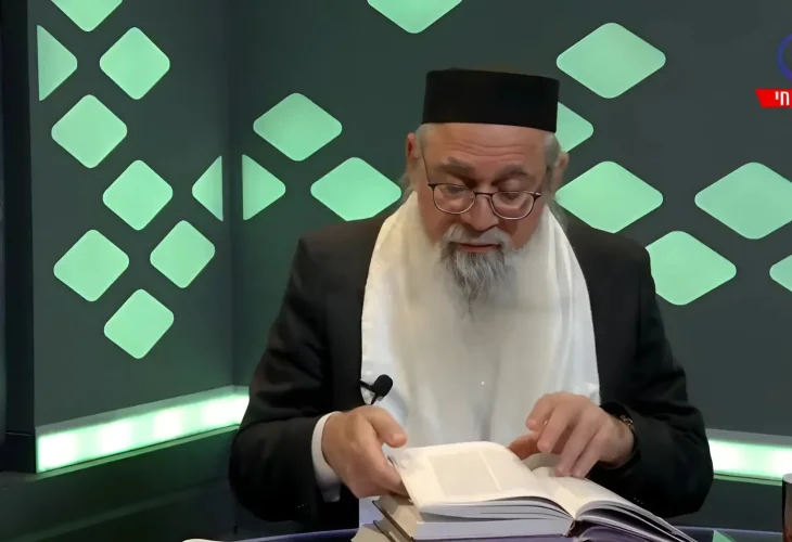 חתול הגיע לכותל המערבי והחל ליילל! האם מדובר בגלגול נשמות?