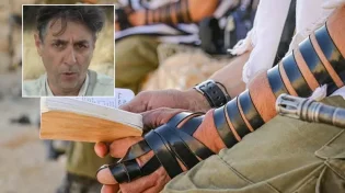 הצלם שתיעד את הטבח: "מאותו רגע התחלתי להניח תפילין"