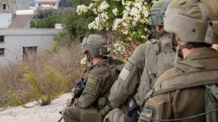 בין חורבות עזה, סיום מסע כומתה 