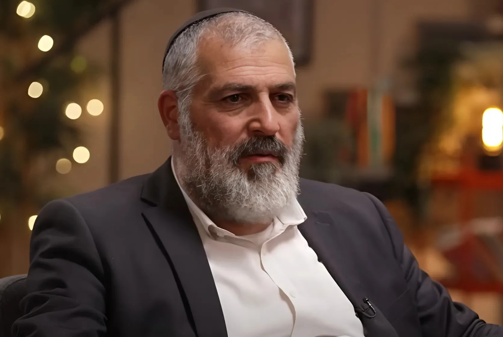 צבי יחזקאלי צבי יחזקאלי