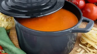 מתכון למרק עגבניות קלאסי וטעים