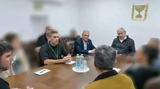 התקדמות במגעים לשחרור החטופים: משלחת חמאס ביקרה בקהיר