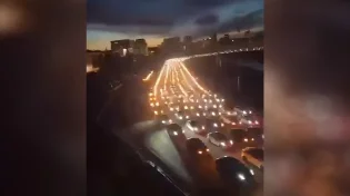 אלף טסלות במופע אורות סוחף: מחזה טכנולוגי שלא נראה כמותו