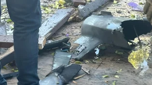 בעלת הבית שנפגע מכטב"מ ביבנה: "עזבתי את הכל וראיתי את הבית בוער"