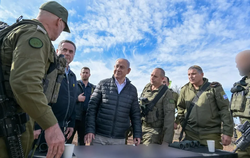 העולם הערבי מגנה: ישראל העמיקה את אחיזתה בסוריה העולם הערבי מגנה: ישראל העמיקה את אחיזתה בסוריה