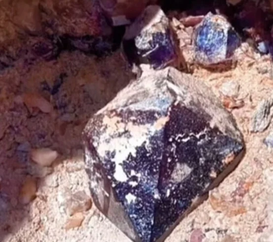 נדיר ובלתי נתפס: מצאה גביש יקר והרשת סערה