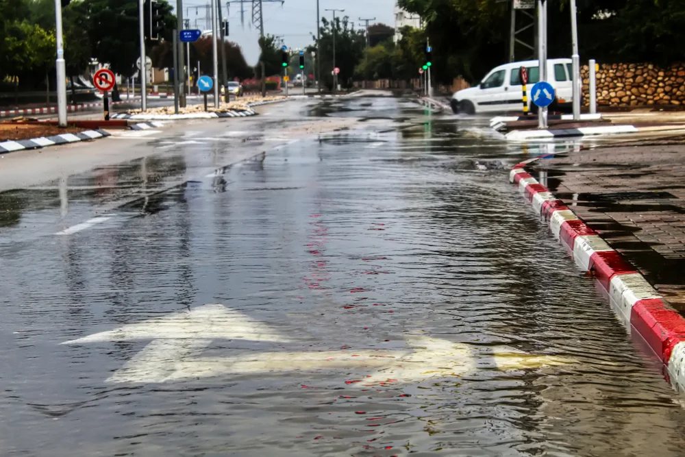 מזג האוויר מתקרר: סוף שבוע גשום וקריר ברחבי הארץ מזג האוויר מתקרר: סוף שבוע גשום וקריר ברחבי הארץ