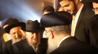 היסטורי: רגע השיא במעמד ההכתרה של הראשון לציון