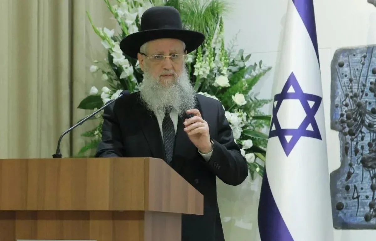 הראשל"צ לחיילים: "הערבות ההדדית היא תשובתנו למאבק בין יעקב לעשו" הראשל"צ לחיילים: "הערבות ההדדית היא תשובתנו למאבק בין יעקב לעשו"