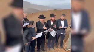 צפו: הדפסת ספר התניא בסוריה