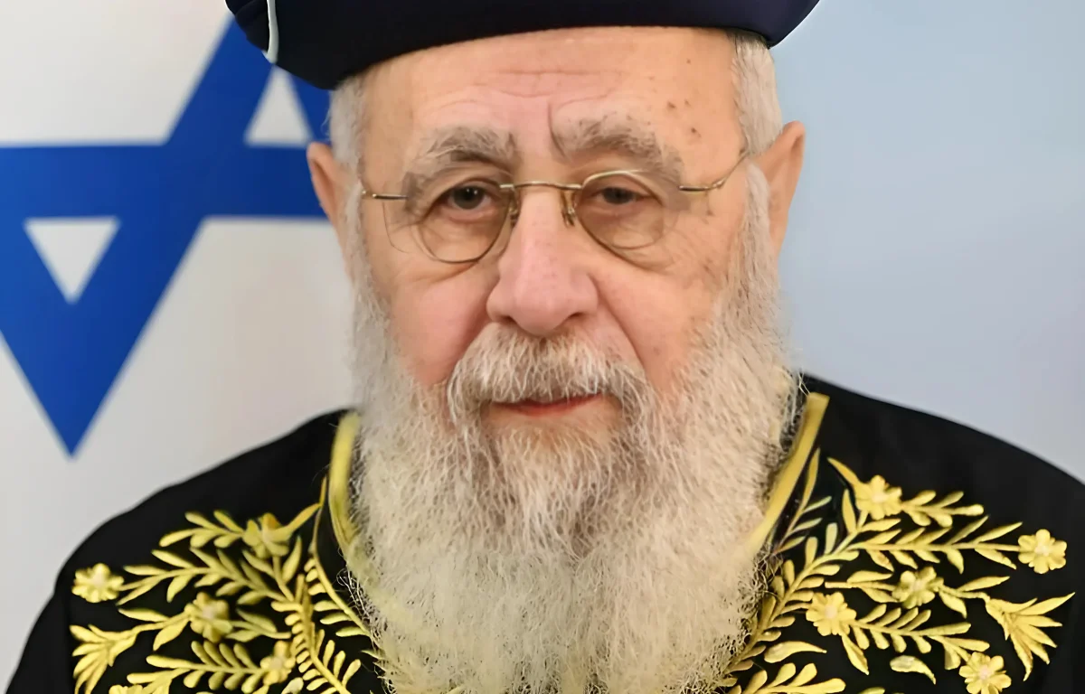 הראשל"צ הרב יצחק יוסף: 'היו שר תורה במקום שר בממשלה'