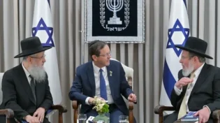 "הקשב לרחשי העם": הרבנים הראשיים מצטרפים לקריאה לחון את הנגד א'