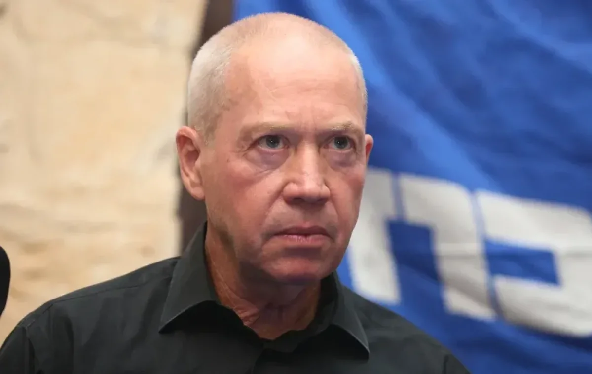 *"השב"כ יקרוס כמו המשטרה": האזהרה הדרמטית של גלנט *"השב"כ יקרוס כמו המשטרה": האזהרה הדרמטית של גלנט