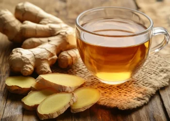 3 יתרונות בריאותיים של שתיית משקאות חמים בחורף