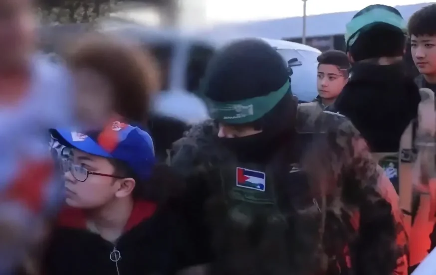 "הלב נשבר פעמיים": חנה קציר ז"ל, ששוחררה מהשבי בעזה, הלכה לעולמה "הלב נשבר פעמיים": חנה קציר ז"ל, ששוחררה מהשבי בעזה, הלכה לעולמה