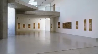 גנב שפרץ למוזיאון בגרמניה - נרדם בתצוגה