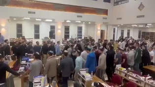 על הניסים ועל הגבורות: נר ראשון מרגש בקריית שמונה