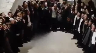 אור ותקווה בקבר יוסף: תפילה לשחרור החטופים בנר ראשון של חנוכה