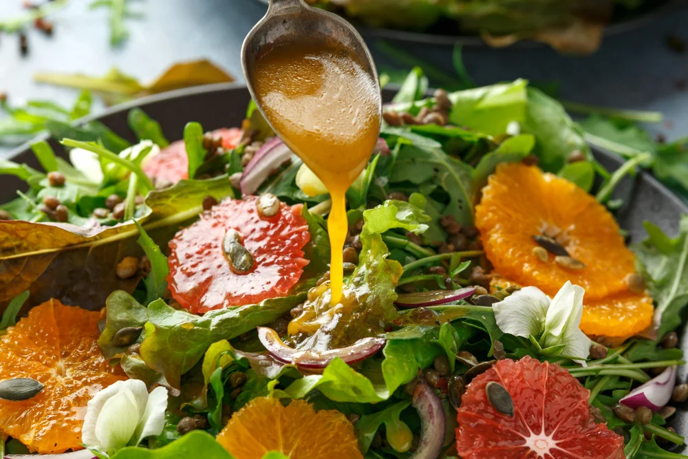 תשכחו מכל מה שהכרתם - זה הרוטב שישדרג כל סלט תשכחו מכל מה שהכרתם - זה הרוטב שישדרג כל סלט