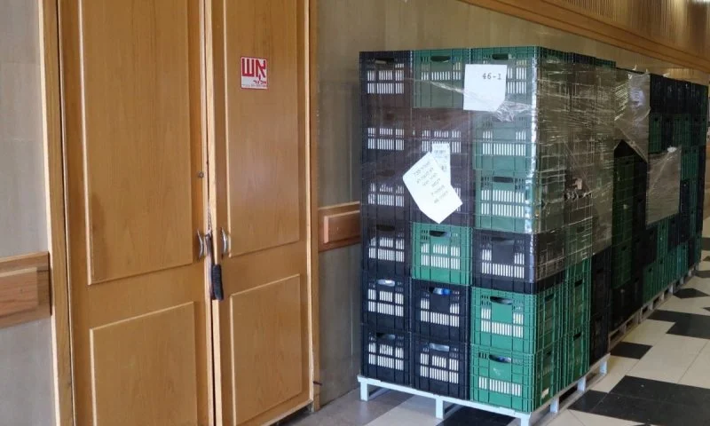 נס חנוכה בחסידות בעלזא: המחסור בחלב נפתר לאחר תפילה בקבר הצדיק