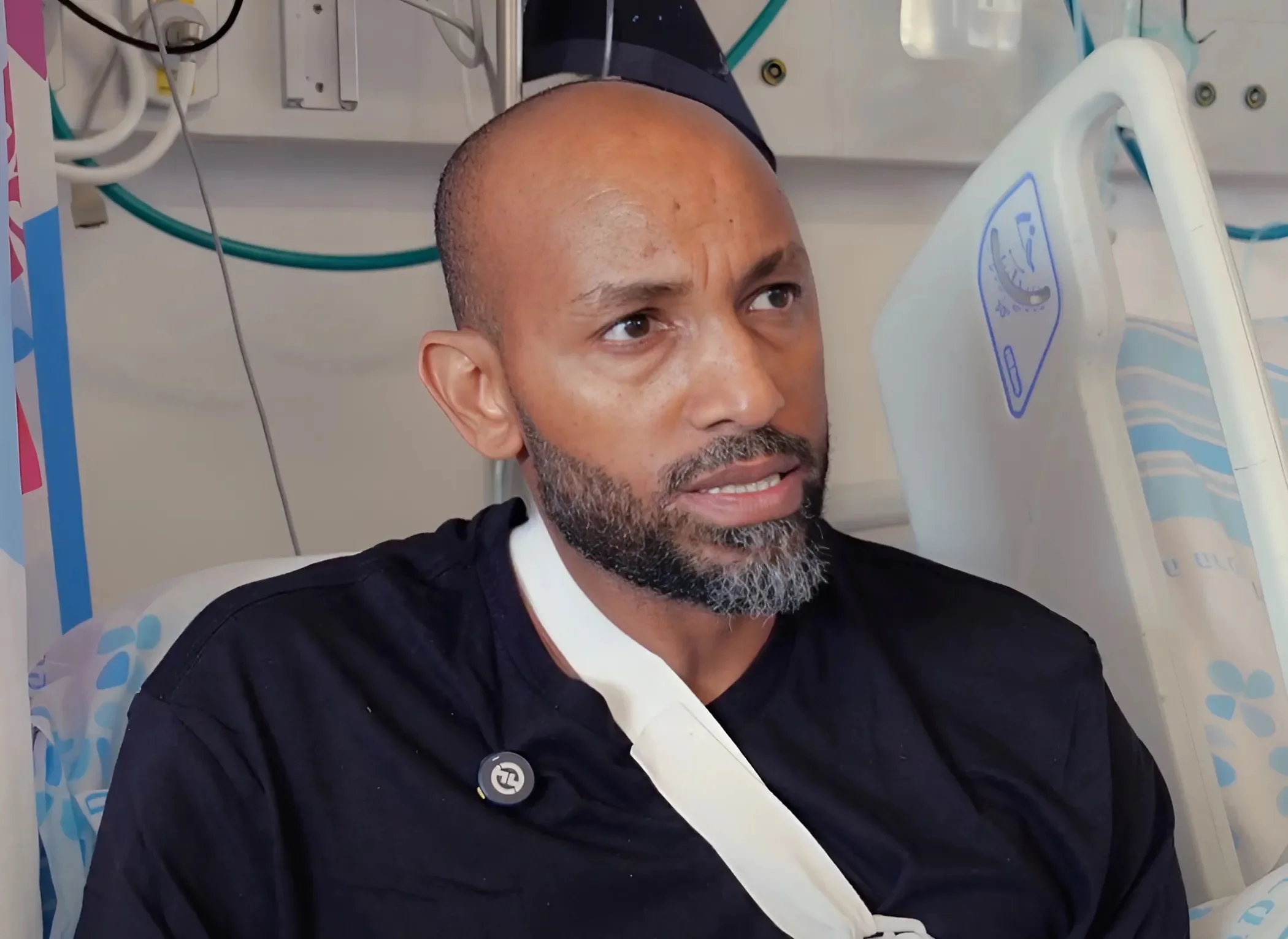 "תודה שהצלתם את חיי": הלוחם שנפצע אנוש בלבנון חזר להדליק נרות במרכז הרפואי זיו