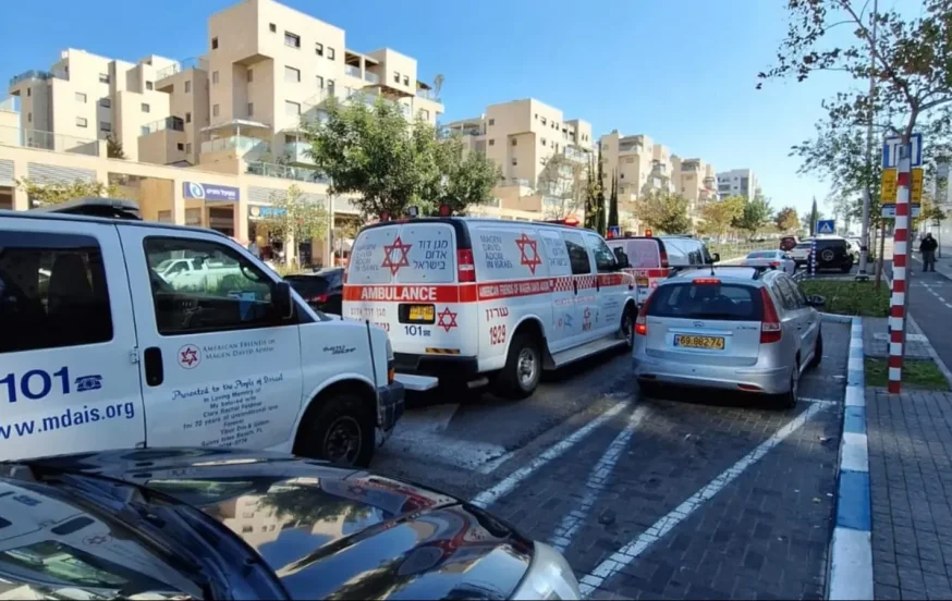 ירושלים: בחור ישיבה נפצע קשה מנפילת משטח בלוקים