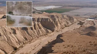 מדהים: נחל קומראן שוצף מגשמי החורף במדבר יהודה