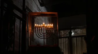 מה המשמעות המיוחדת של יום "זאת חנוכה" היום השמיני של חנוכה?