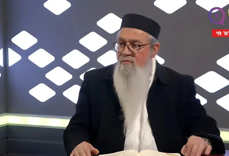המקובל הרב יוסף ביטון חושף את סוד נר שמיני של חנוכה