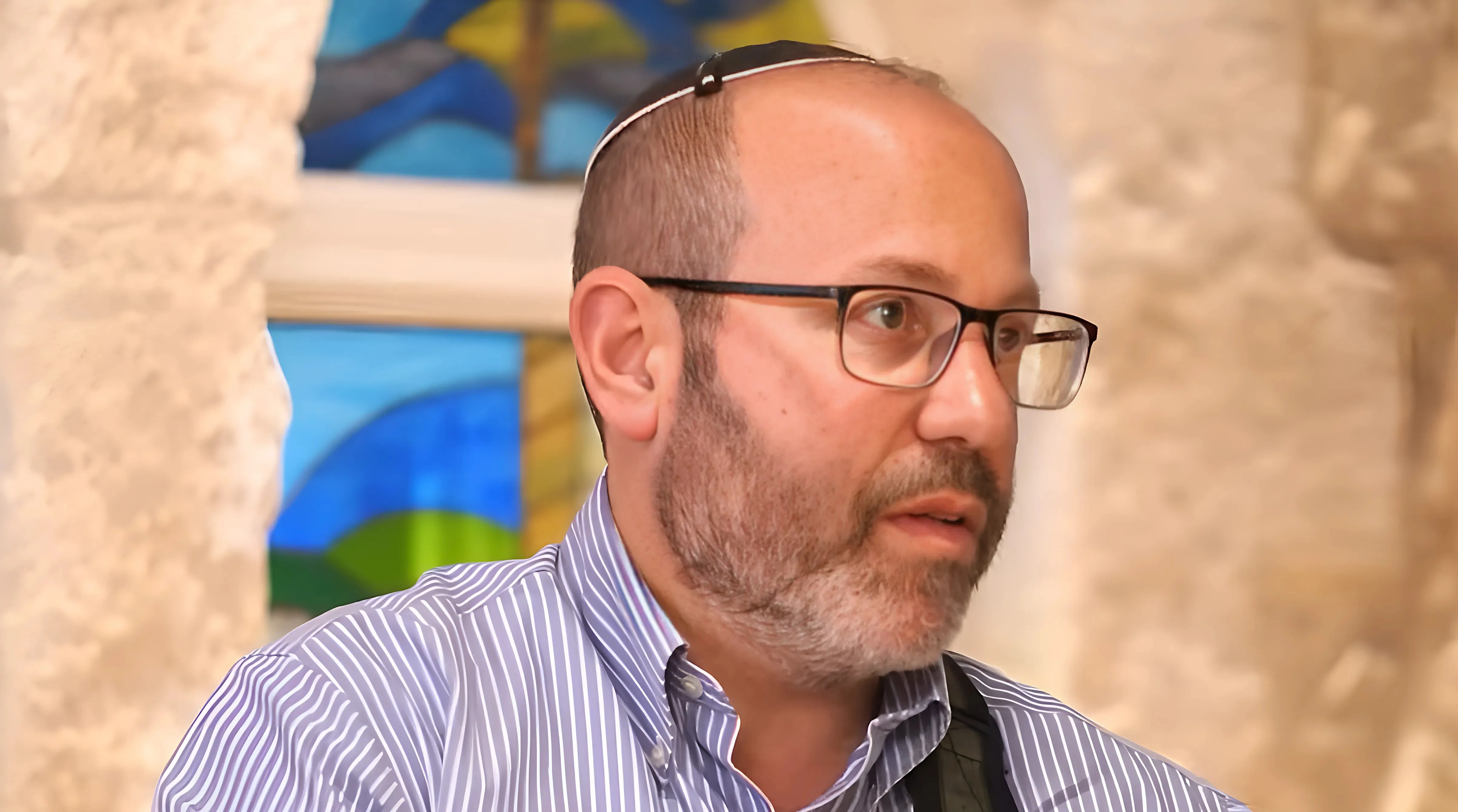 אבי החטוף נגד המחאות: 'העצרות רק העלו את המחיר והעיכוב' אבי החטוף נגד המחאות: 'העצרות רק העלו את המחיר והעיכוב'