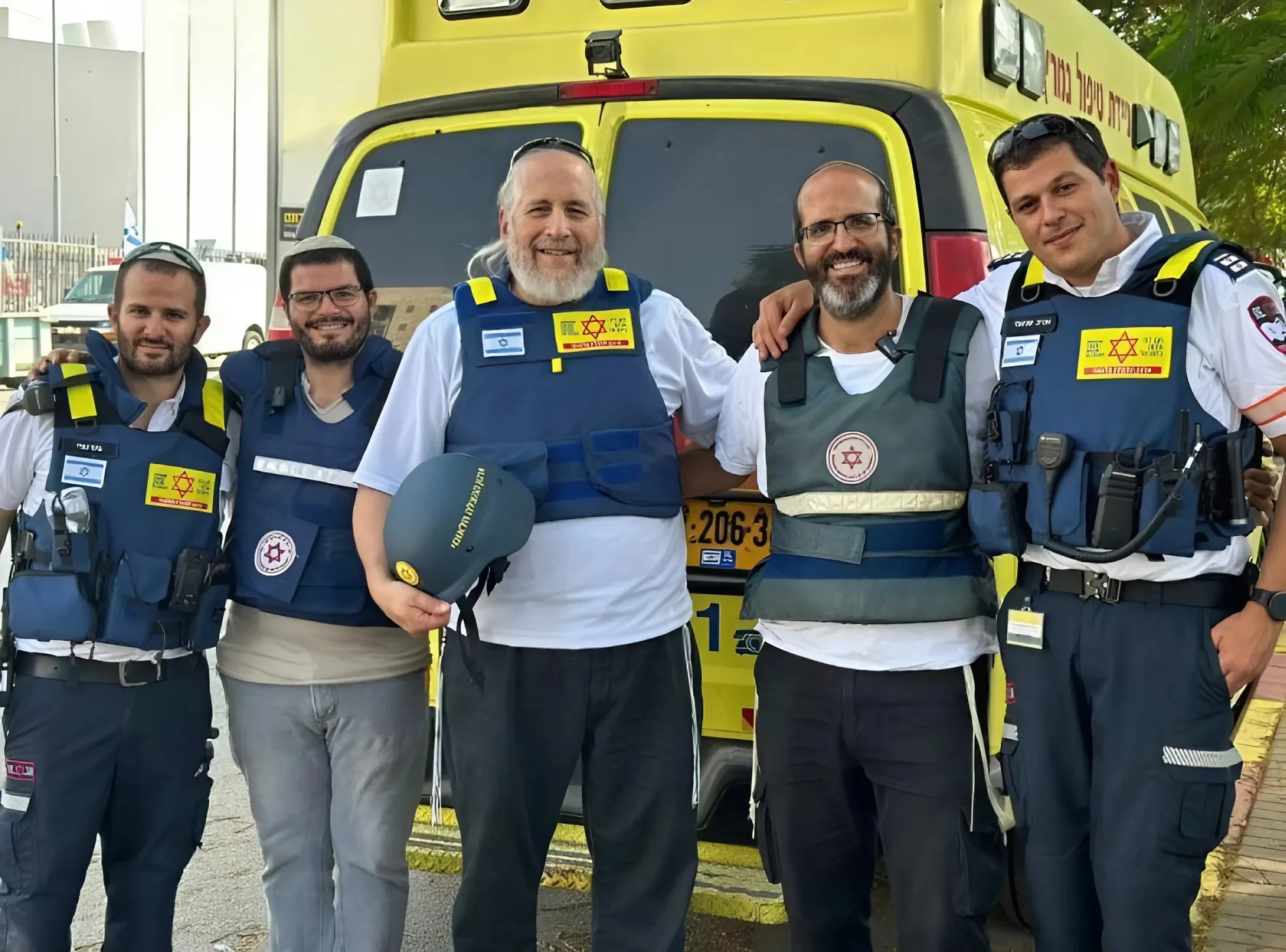 ניידת טיפול נמרץ חדשה נתרמה למד"א שדרות לזכרם של בני העיר 