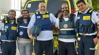 ניידת טיפול נמרץ חדשה נתרמה למד"א שדרות לזכרם של בני העיר 