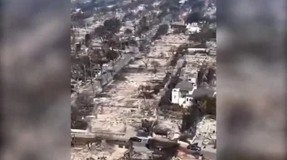 המעצמה הגדולה בעולם חסרת אונים: שריפות ענק מכלות ערים שלמות