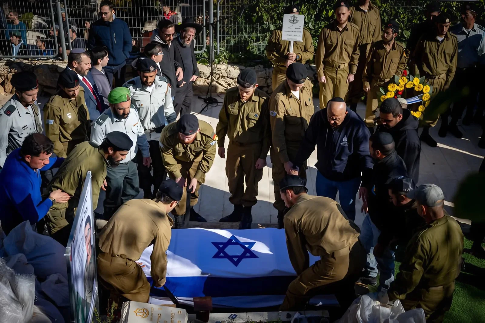 שבר על שבר: חמישה לוחמי סיירת הנח"ל נפלו בבית חאנון