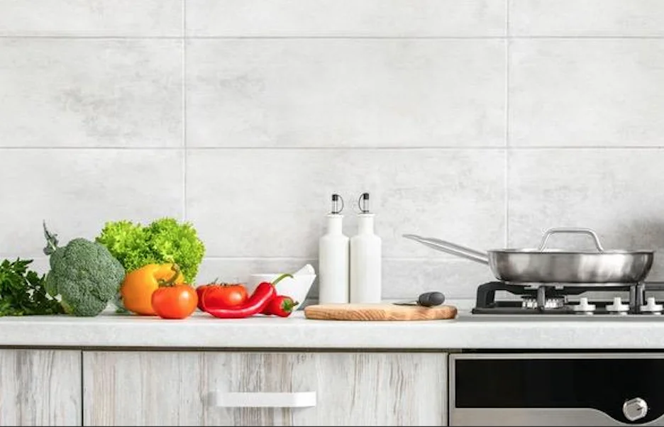 למה שפים נוהגים לטגן ירקות במחבת קרה?