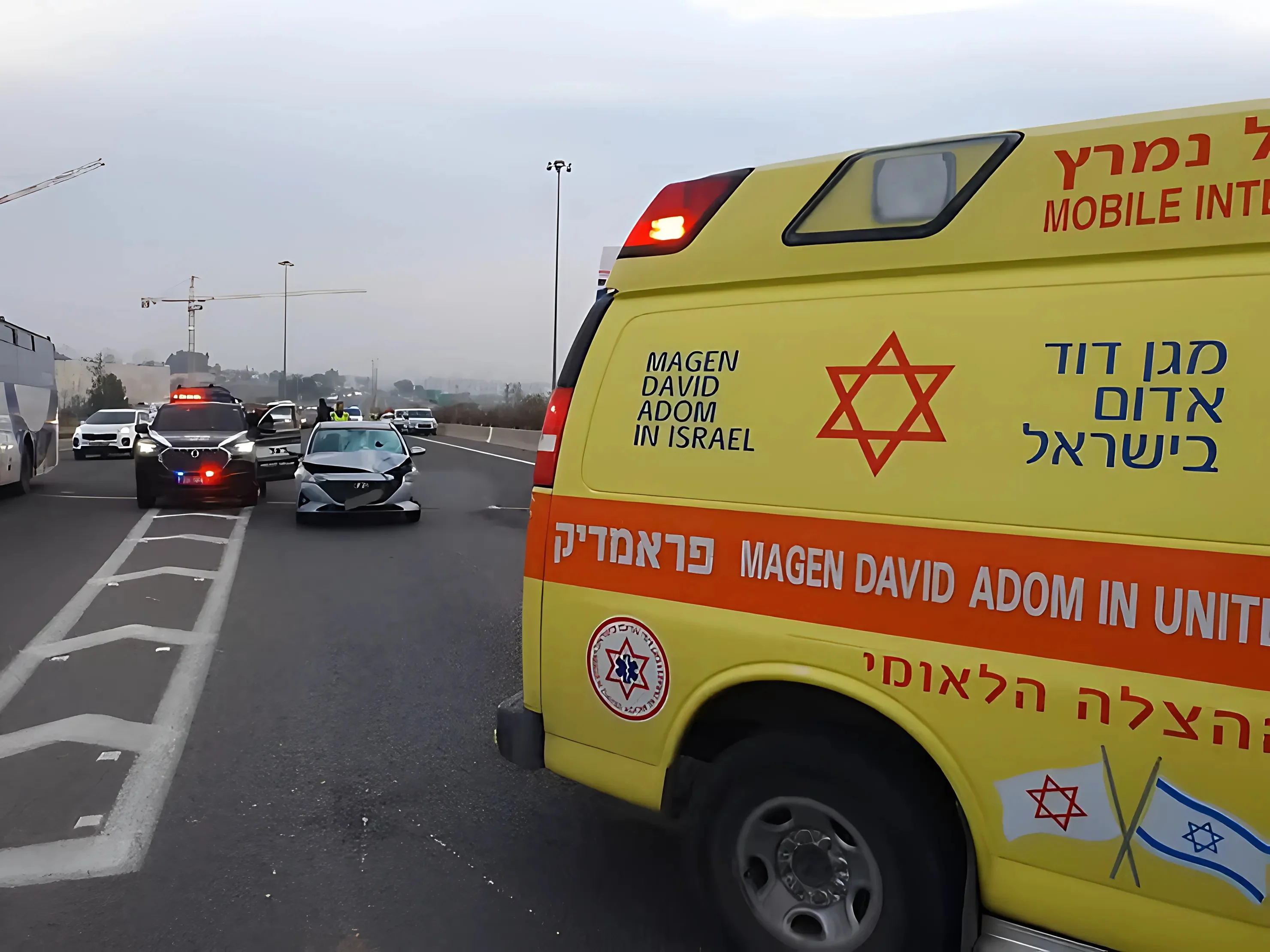 תאונת דרכים קטלנית בכביש 40: הולך רגל צעיר בן 20 נהרג במקום