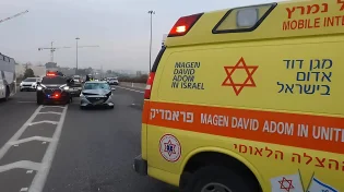 תאונת דרכים קטלנית בכביש 40: הולך רגל צעיר בן 20 נהרג במקום