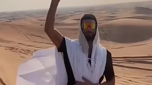 צפו: היהודי הגאה בטיול בדובאי