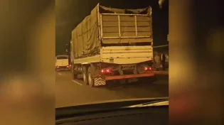 כחלק מהסכם הפסקת האש - משאיות הסיוע ההומניטרי יצאו לעזה
