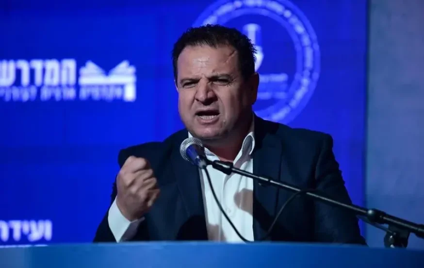 עודה לא חוזר בו מדברי הבלע: "כואב את הסבל של שני העמים" עודה לא חוזר בו מדברי הבלע: "כואב את הסבל של שני העמים"