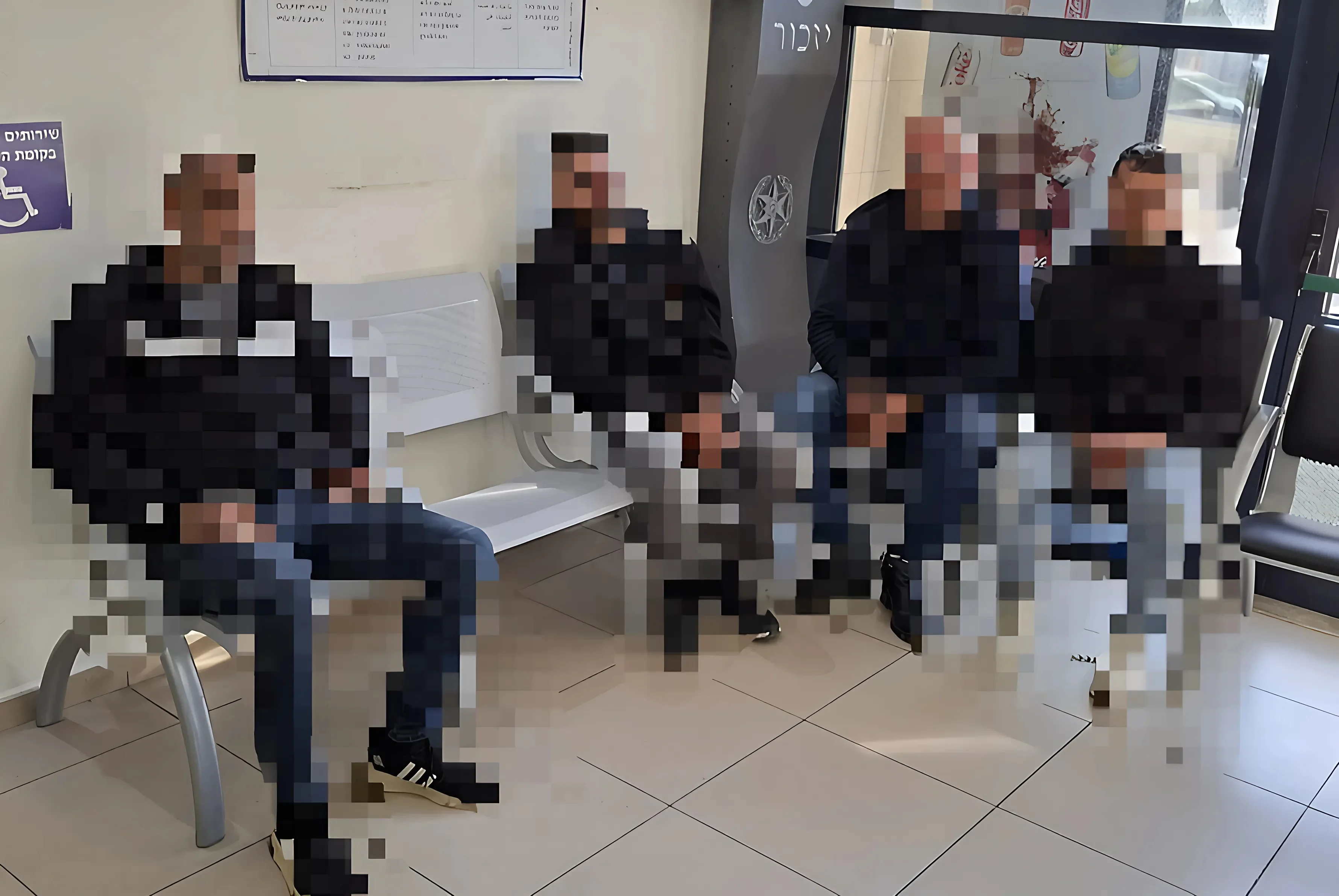 בצל המבצע הצבאי: תושבי ג'נין מסתובבים חופשי בישראל בצל המבצע הצבאי: תושבי ג'נין מסתובבים חופשי בישראל