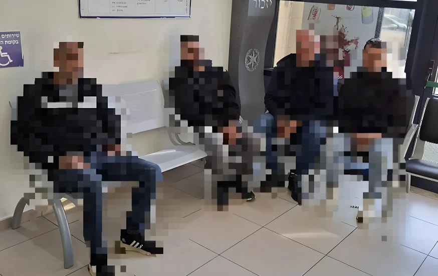 בצל המבצע הצבאי: תושבי ג'נין מסתובבים חופשי בישראל בצל המבצע הצבאי: תושבי ג'נין מסתובבים חופשי בישראל