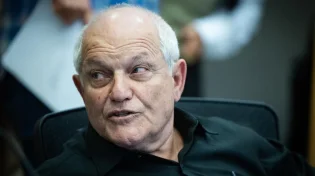 השר חיים כץ יכהן כשר לארבעה משרדים במקביל