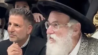 "נחגוג סעודת הודיה": ההבטחה המרגשת של הרבי מוויז'ניץ שהתגשמה