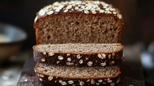 לחם ללא גלוטן מקמח כוסמת ושיבולת שועל: קל, בריא ומהיר