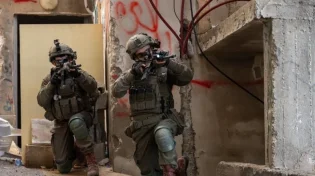 תיעוד: אמצעי לחימה נחשפו מוסתרים בתוך קירות בתים בג'נין