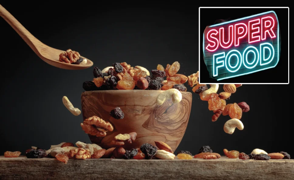 פירות יבשים: סופר-פוד או פצצת סוכר? מה באמת כדאי לאכול בט"ו בשבט פירות יבשים: סופר-פוד או פצצת סוכר? מה באמת כדאי לאכול בט"ו בשבט