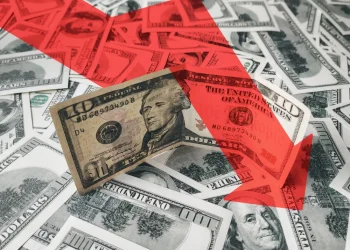 הדולר בשיא של חודשים: החלטת טראמפ מטלטלת את שוקי המט"ח